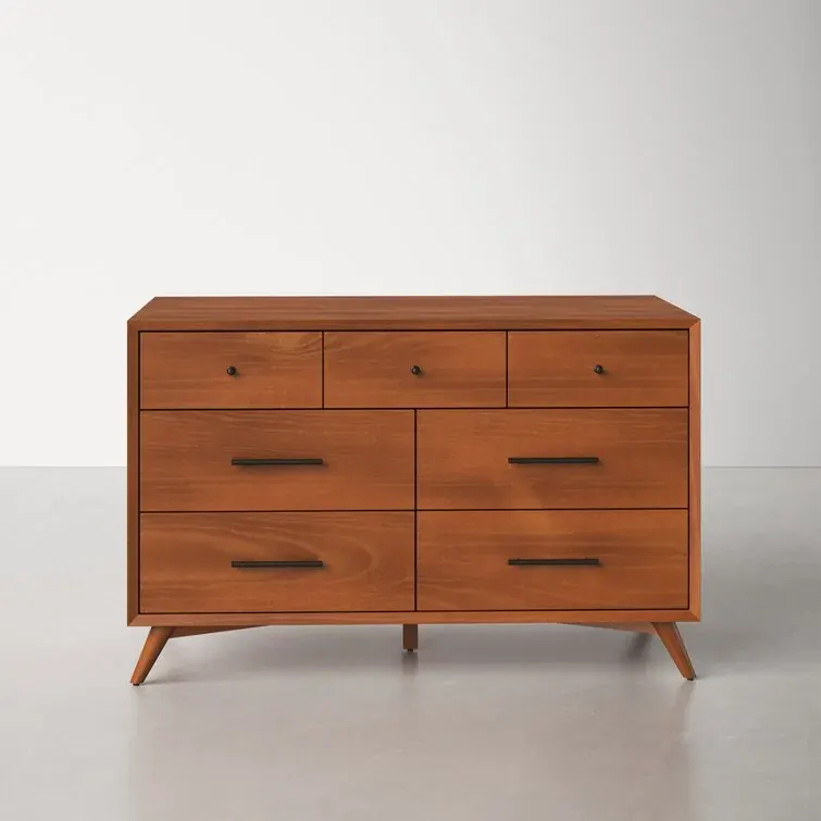 William 7 - Drawer Dresser