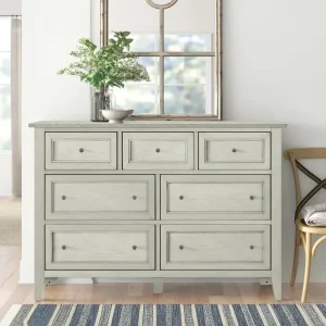 7 Drawer 61'' W Solid Wood Dresser